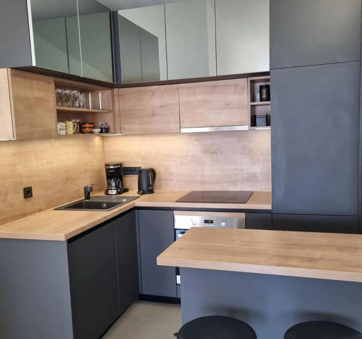 Apartman Rene, 150M From The Sea, Panorama View, Crikvenica, Dramalj, Parking 0*, ドラマリ